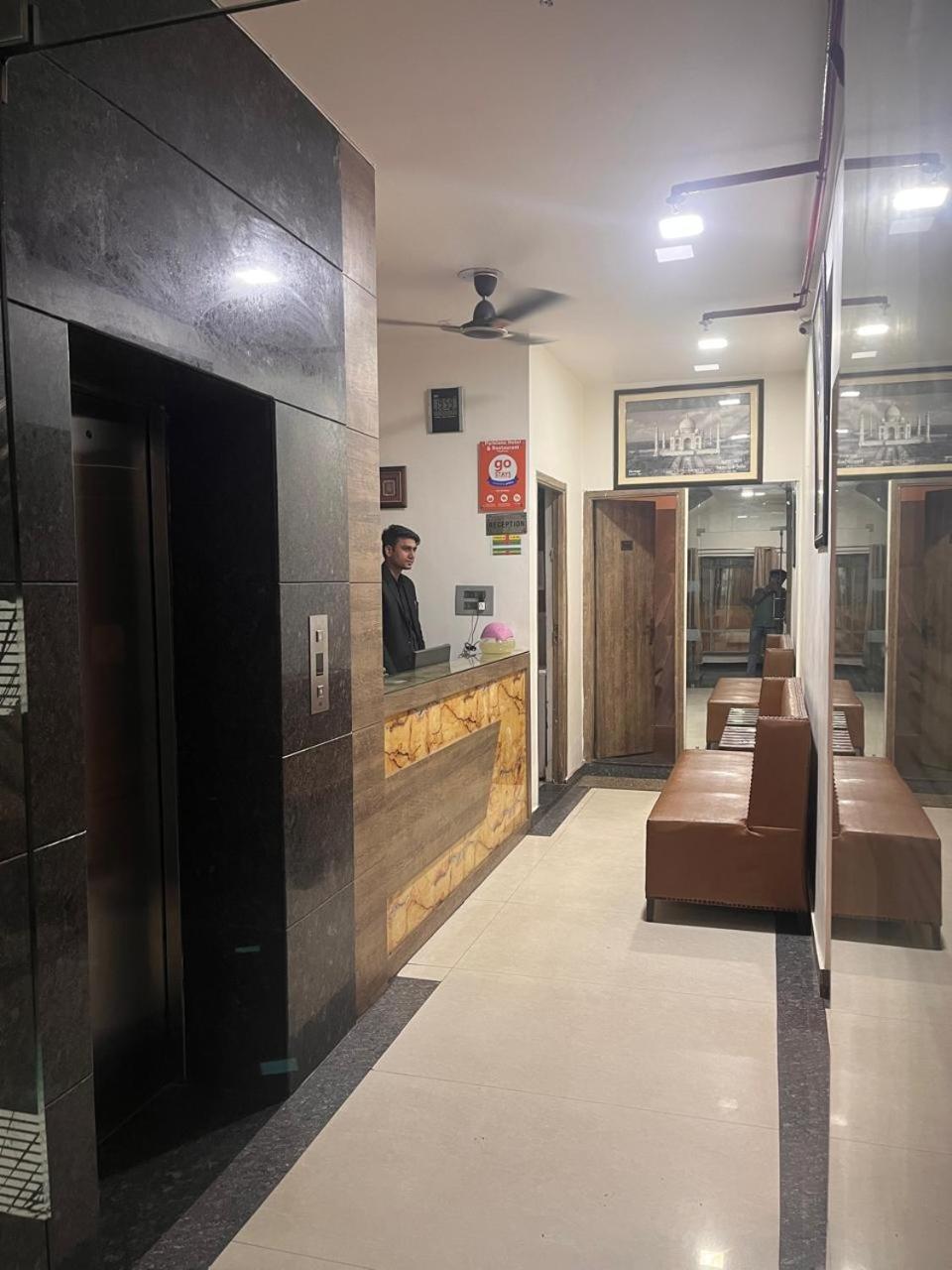 Hotel Parklane Агра Екстер'єр фото