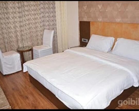 Hotel Parklane Агра Екстер'єр фото